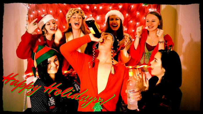 It's My First Year Away From Home So I Decided To Send My Parents My First Christmas Card. Happy Holidays