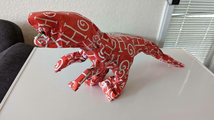 Spent A Very Long Time Wrapping My Niece's Christmas Gift. She Might Not Be Very Surprised Though