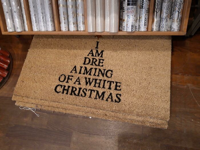 I Am Dre, Aiming Of A White Christmas