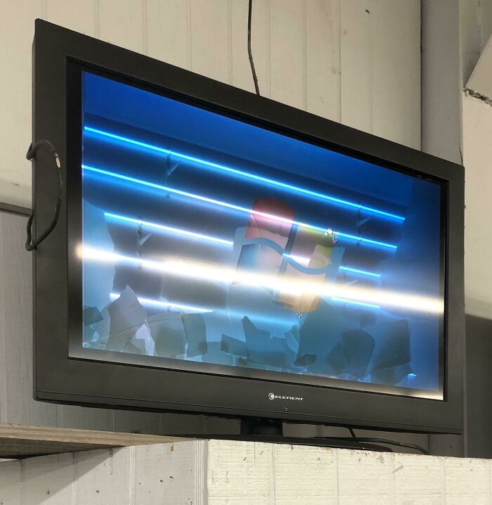 I’ve Seen Worn Out/Broken LCD’s, But Never Like This