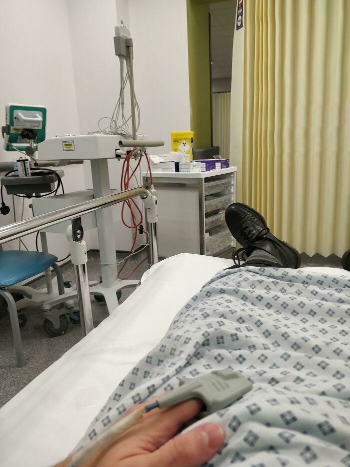 Merry Christmas Everyone! Out Of All Days, My Kidneys Decided To Stop Working Now