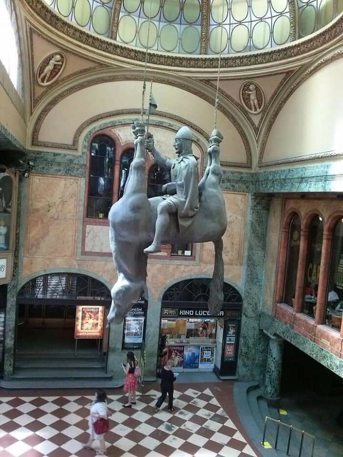 Instrucciones confusas, colgado de mi caballo