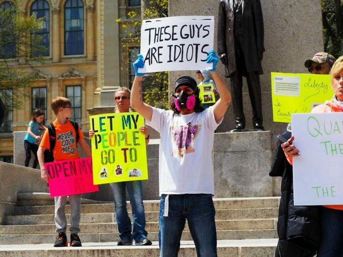 Counter-Protester Steals Show From Idiots