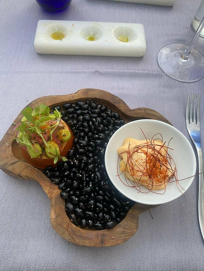 Not Confusing At All