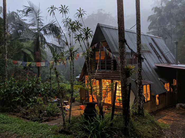 My Sister's Insanely Cozy House Right Now