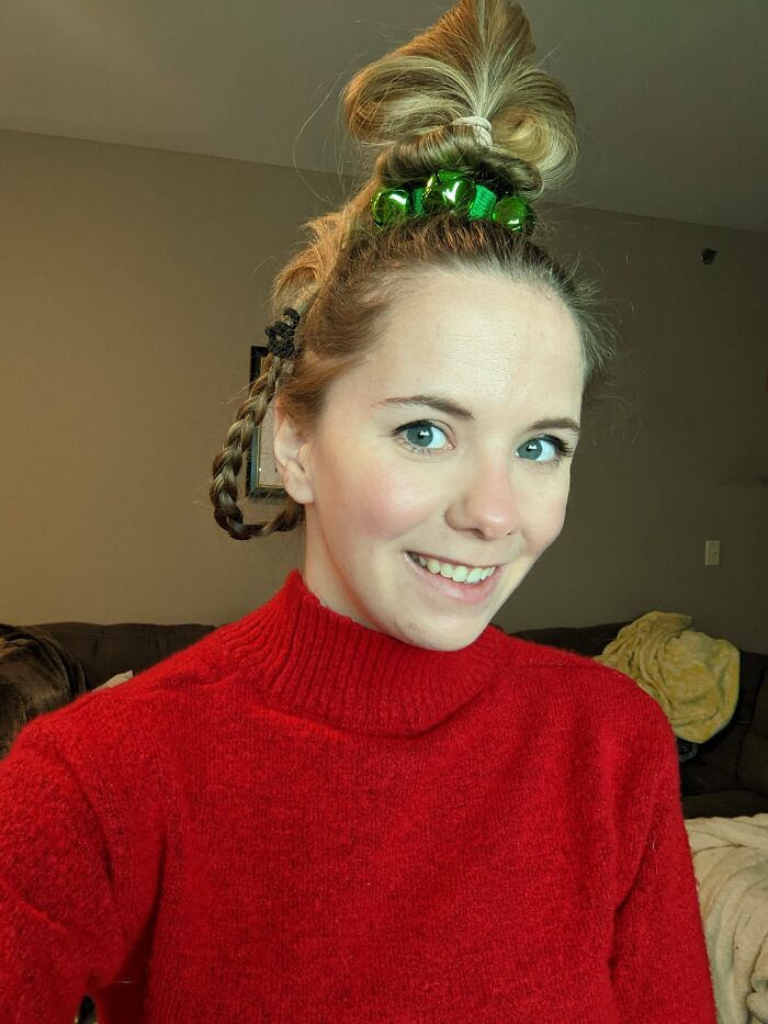 Last Year Our Work Holiday Party Was Pushed Back Until The Last Day Of January On Zoom. Guess Who Was The Only One To Dress Up For The Costume Contest?