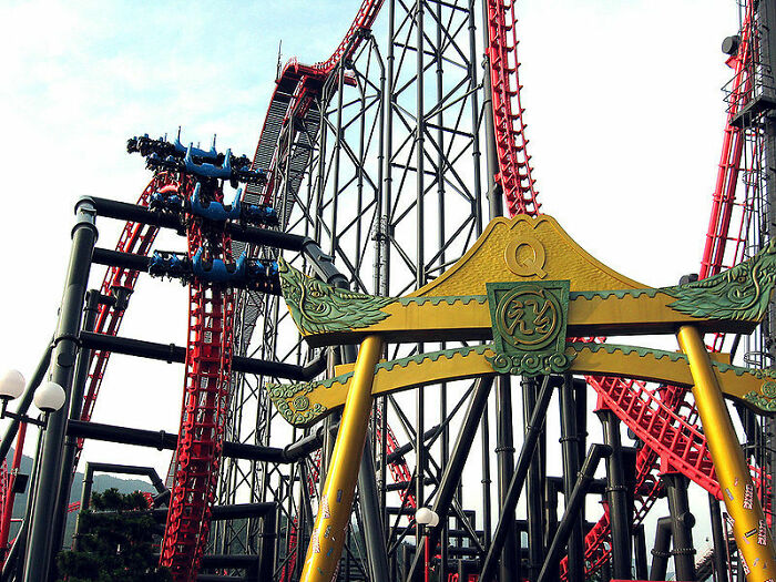 Torii and part of the track of the "eejanaika" roller coaster at Fuji-Q Highland amusement park in Yamanashi Prefecture, Japan