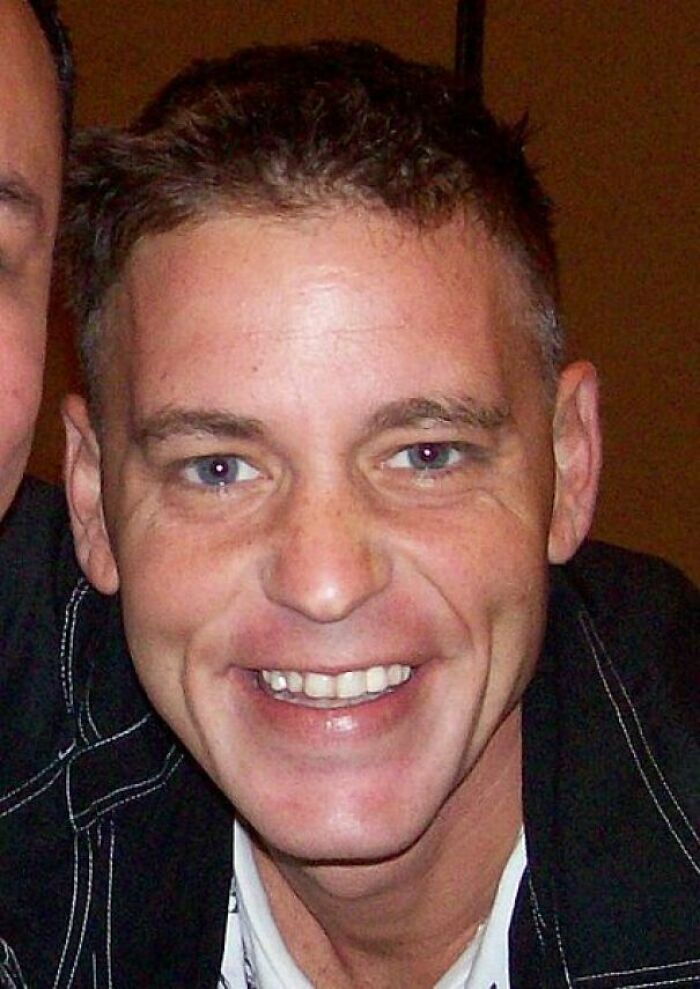 Picture of Corey Haim looking