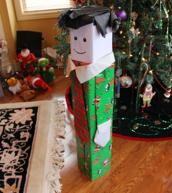 My Dad Told Me To Get Creative When Wrapping My Mom's Present. Am I Doing This Right?