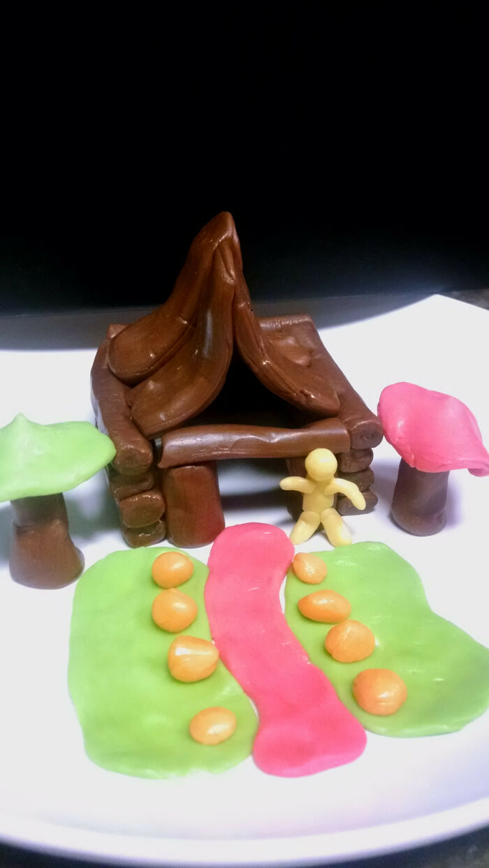 Gourmet Decorative Tootsie Cabin For The Holidays