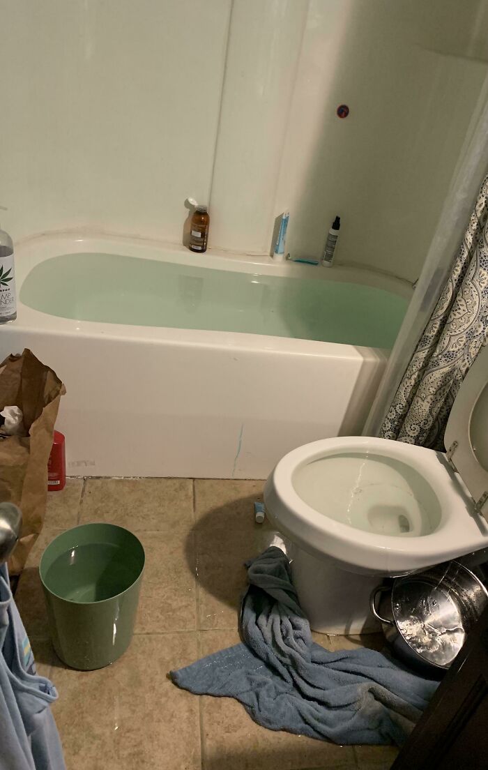 Blizzard-Snow-Cold-Weather-USA-2022