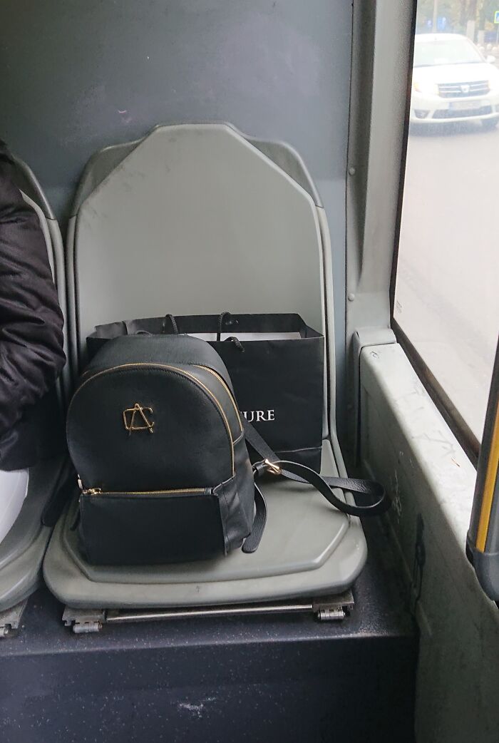 People Who Do This On Crowded Public Transport