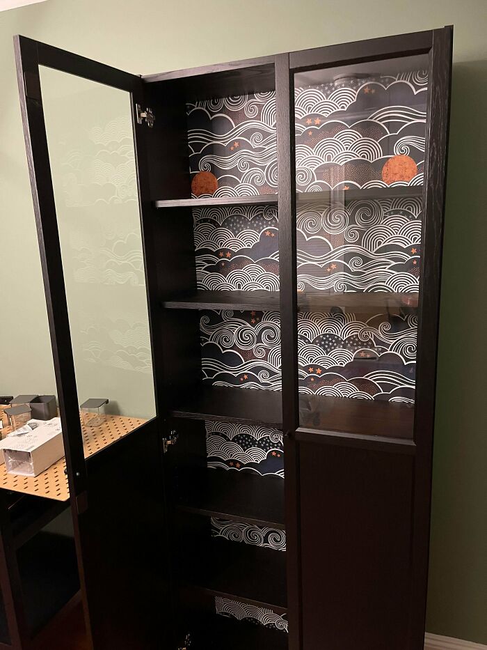 Little Wallpaper Backing For The Billy Does It Quite A Bit Of Justice!