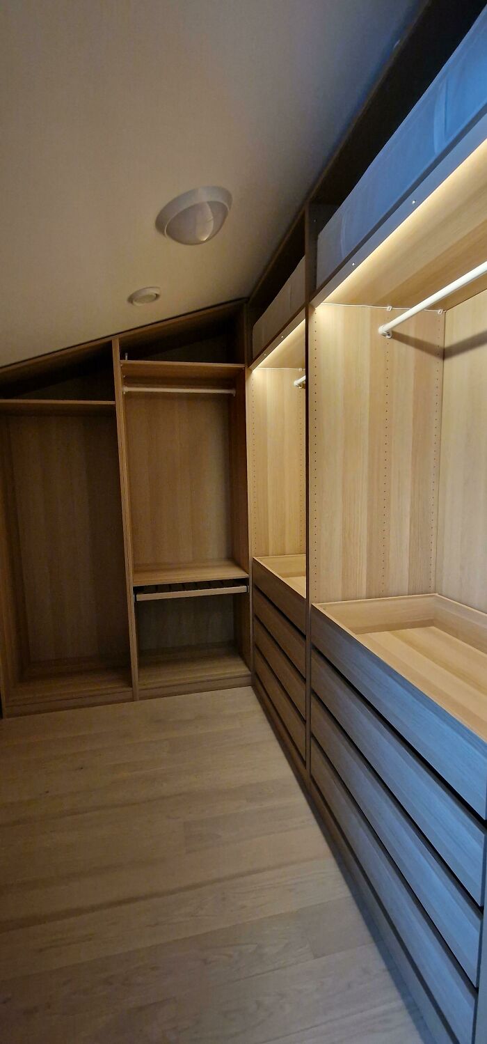 "Built In" Pax Walk-In