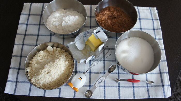 30 People Online Unveil 'Tricks' That Make Matters Easier In Their Kitchen