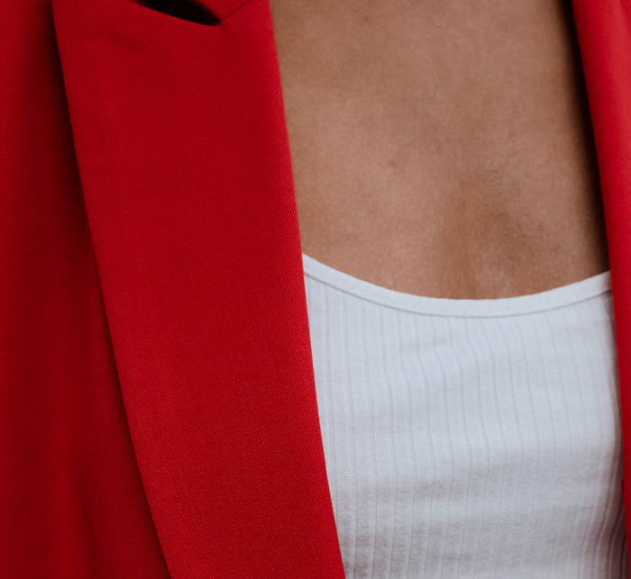 "Karen Complains To HR About My Body, I Uno-Reverse Her Complaint, [And Now] Everyone Hates Her"