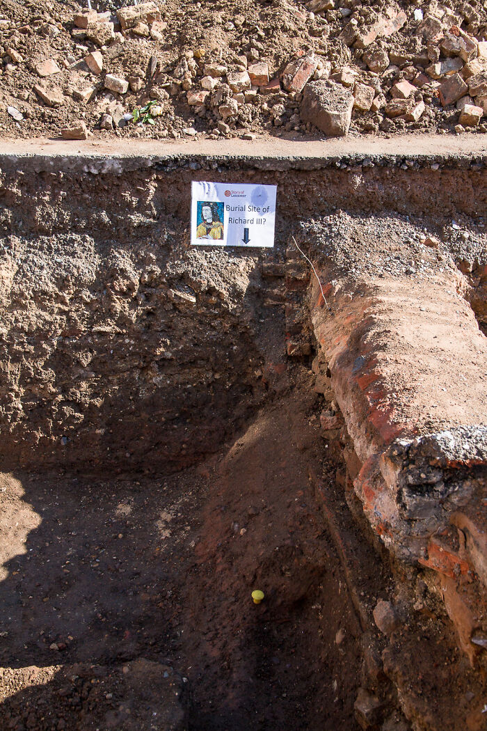 The Grave Of Richard III (25 August 1485)