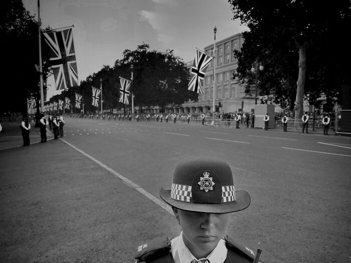 London Bridge Is Down (On The Emotional Life Of Nations) By Antonio Denti