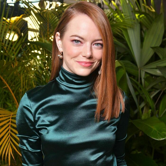 Emma Stone - Pogo Jumping