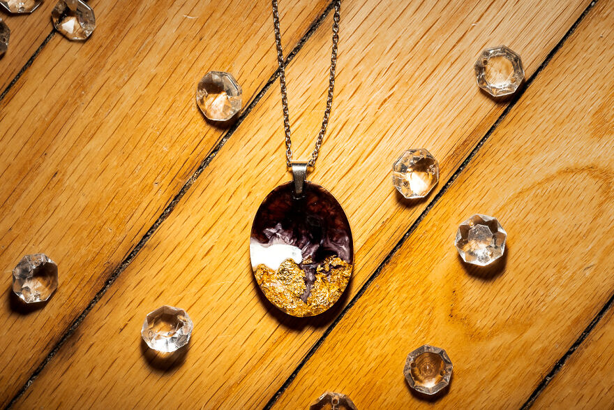 Alcohol Ink And Gold Flakes