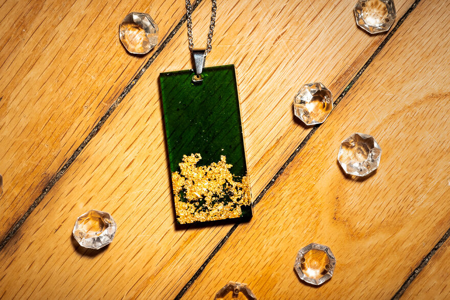 Alcohol Ink And Gold Flakes