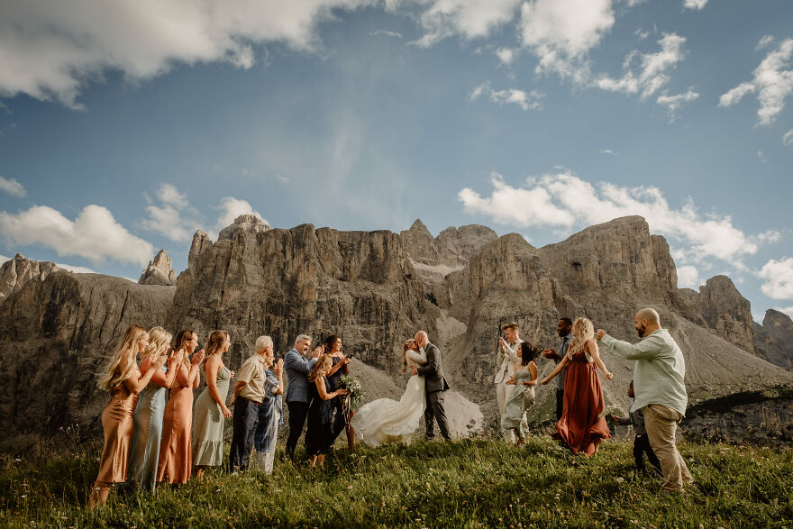 Cat Ekkelboom-White, Wild Connections