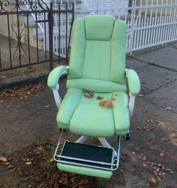 Tell Me You’re A Dentist Chair Without Telling Me You’re A Dentist Chair