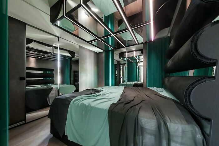 I’m Imagining Inside Of A Subwoofer