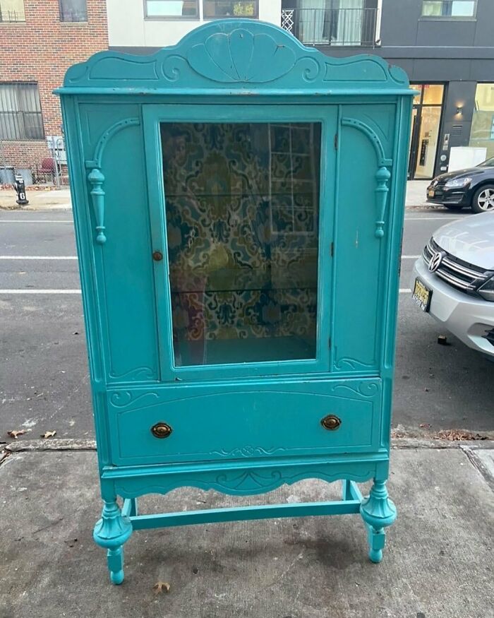 Idk If I Love This Color Or Hate It! Either Way It’s A Statement…evergreen Btw