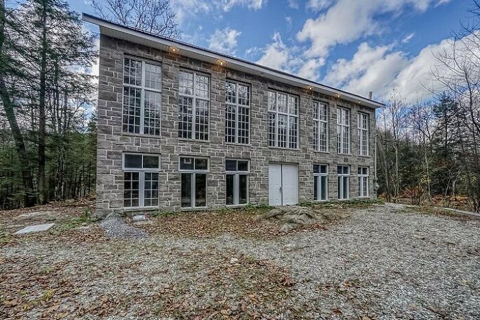 Windows Were On Sale Again