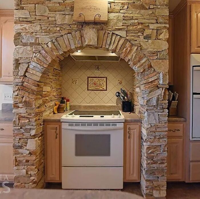 I Feel Like My Elbows Are Destroyed From These Scrappy Rocks Looking At This