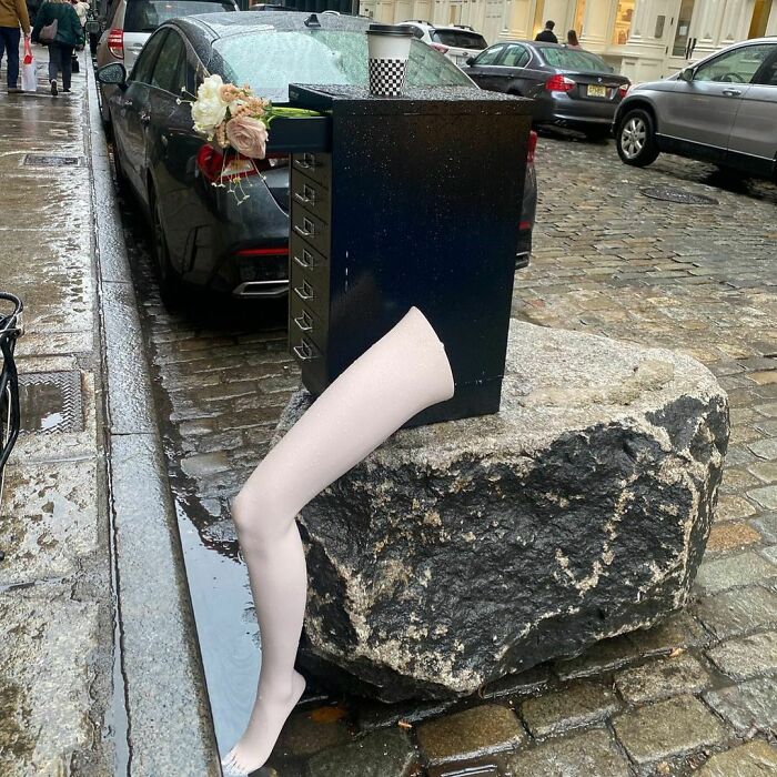 A Leg Up On The Other Stoops!