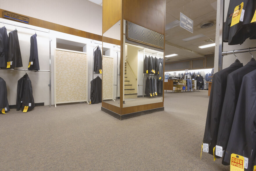 I Documented A Department Store That Was Closing After 89 Years In Business And Turned Into A Short Film!