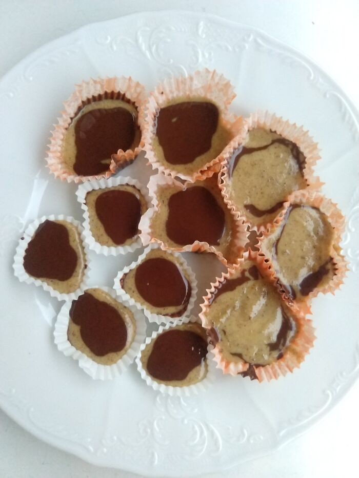 I Tried This Recipe For The First Time, It Was Supposed To Be Completely Covered In Chocolate, But I Ran Out Of Chocolate