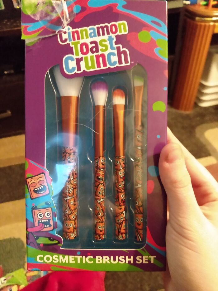 Cinnamon Toast Crunch Makeup Brushes