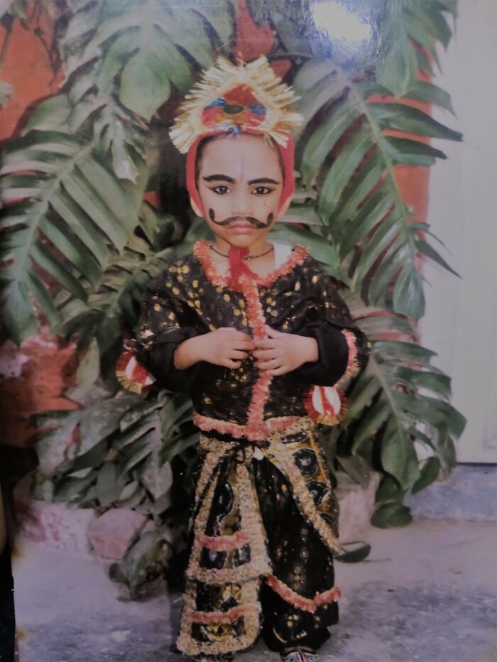 This Is My Brother, It Was A Fancy Dress Competition And He Was A... He Was A..... I Don't Know What This Is