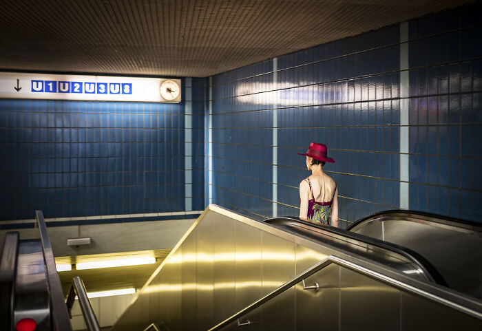 “Alienación subterránea” por Julien Schoener