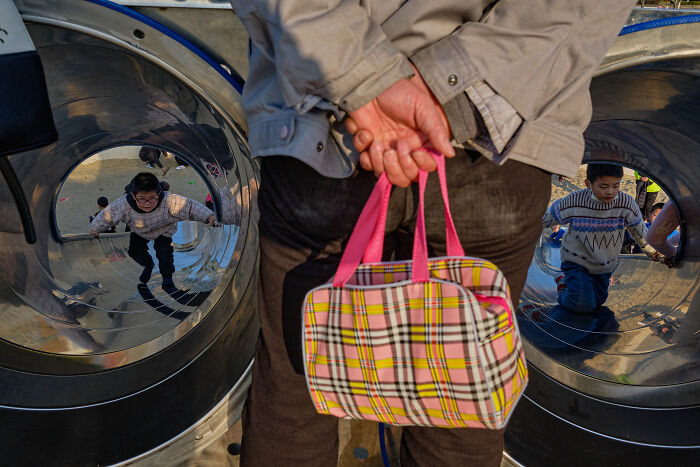 “Dual” por Luning Cao