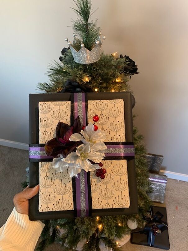 My "Gothic" Christmas Wraps 2022