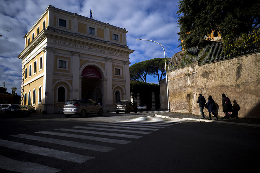 I Walked 20km Along The Ancient Aurelian Walls In Rome