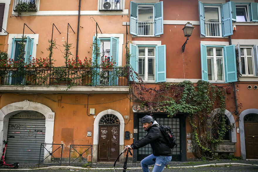 I Walked 20km Along The Ancient Aurelian Walls In Rome