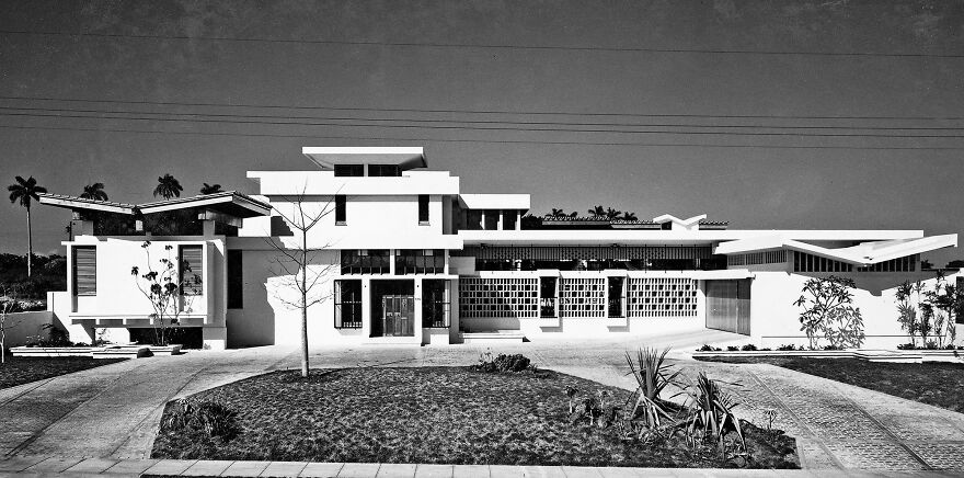 Rufino Álvarez House