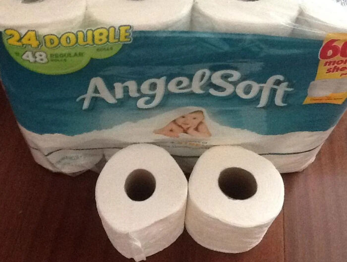 Someone Asks "What Is Your 'Never Again' Brand, Item, Store, Or Restaurant?" And 45 People Don't Hold Back