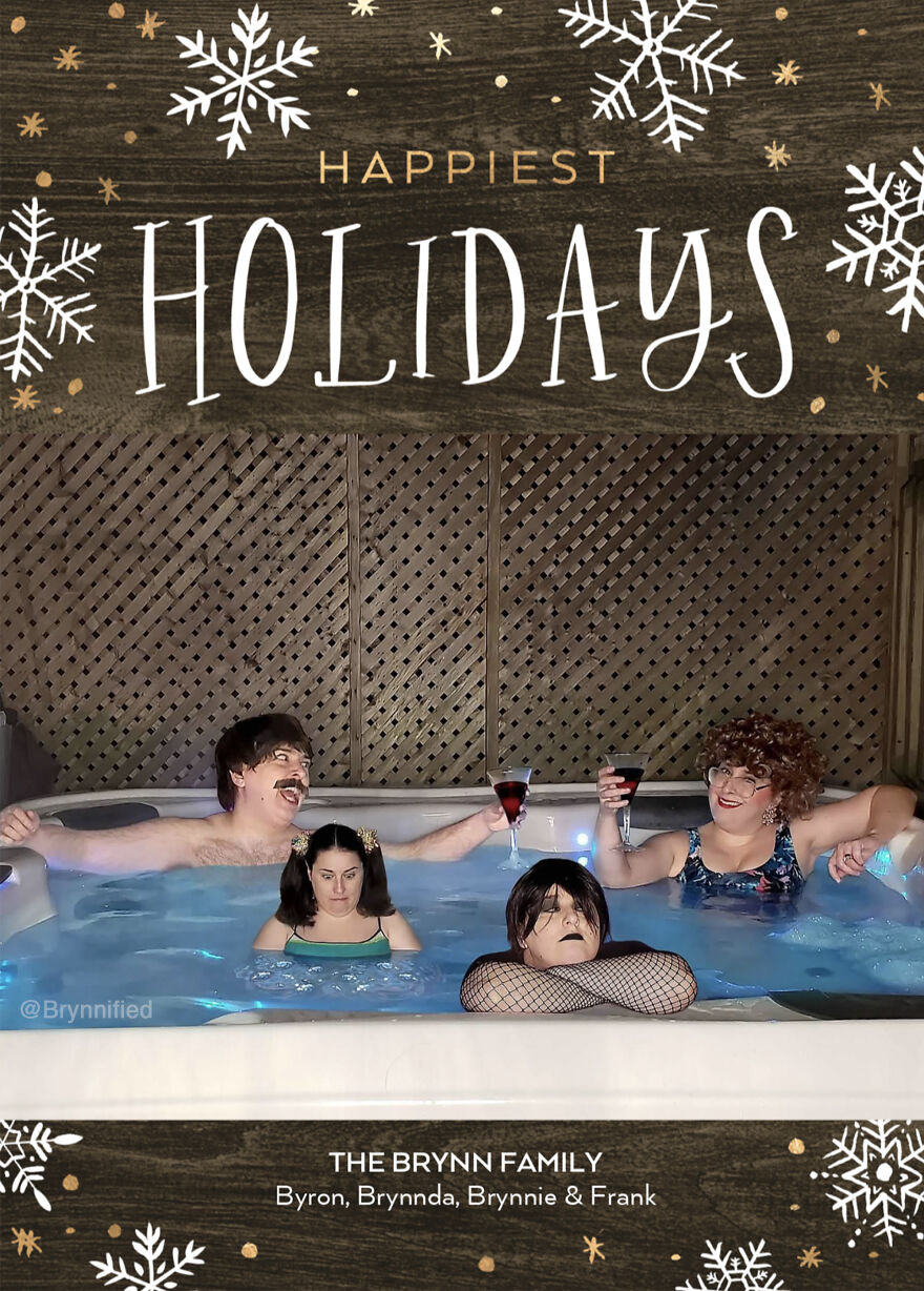 I Photoshopped Myself To Become My Own Awkward Family For My 8th Annual Holiday Card