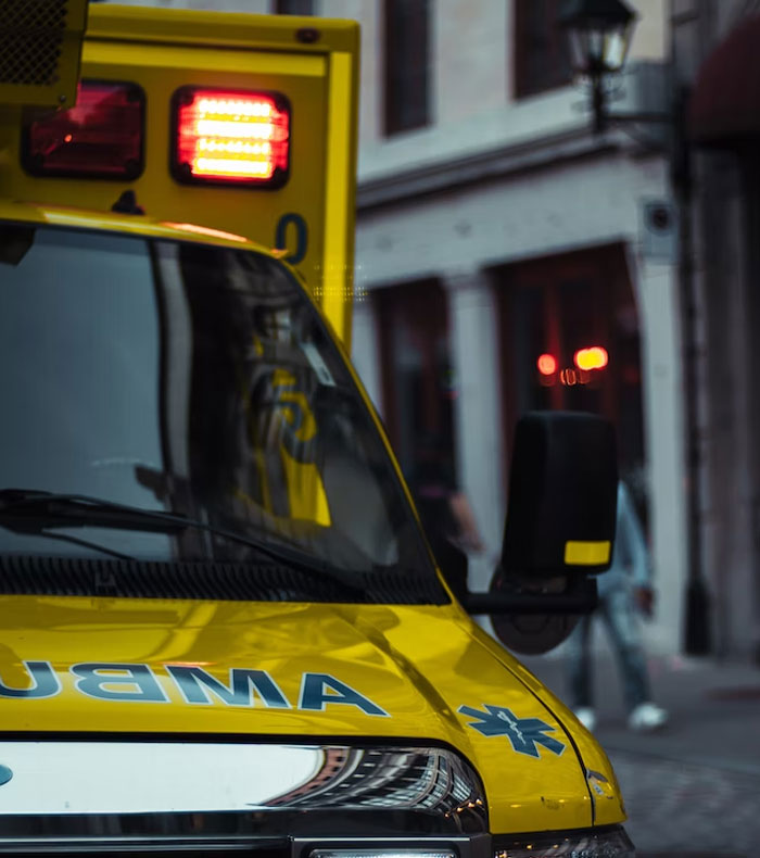 "People Who Work For Airlines, What Are Secrets Passengers Don't Know?" (30 Answers)