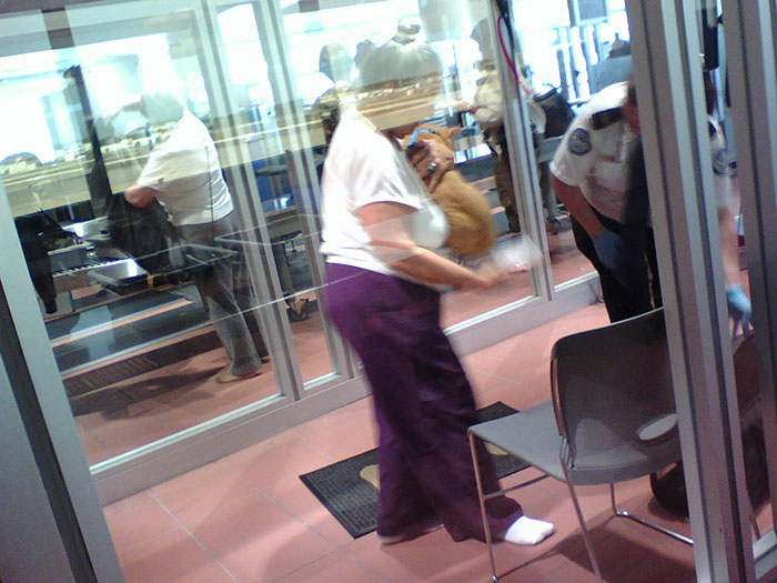 "People Who Work For Airlines, What Are Secrets Passengers Don't Know?" (30 Answers)