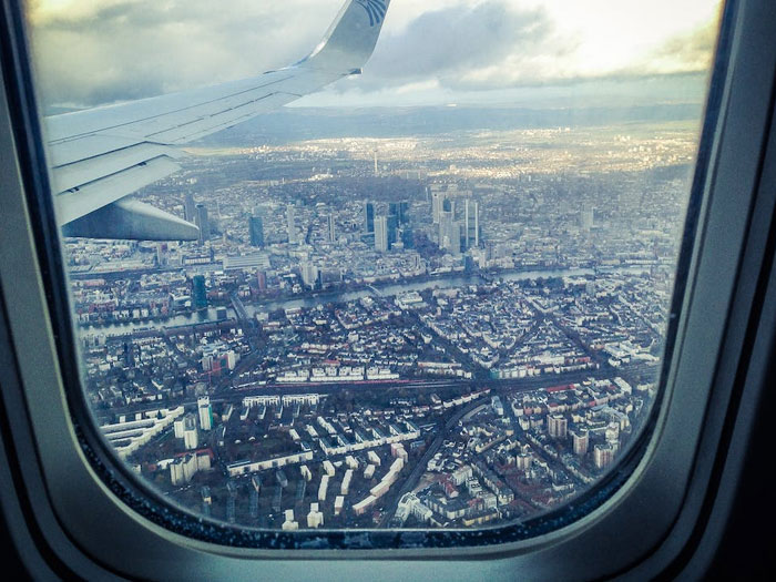 "People Who Work For Airlines, What Are Secrets Passengers Don't Know?" (30 Answers)