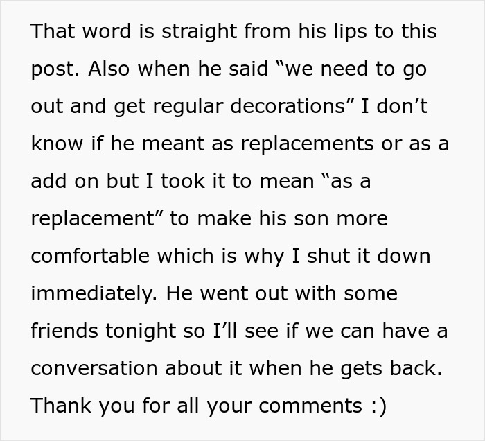 Husband Thinks It’s Unfair Their Christmas Decorations Only Represent Black People, But Wife Refuses To Replace Them Husband Thinks It’s Unfair Their Christmas Decorations Only Represent Black People, But Wife Refuses To Replace Them