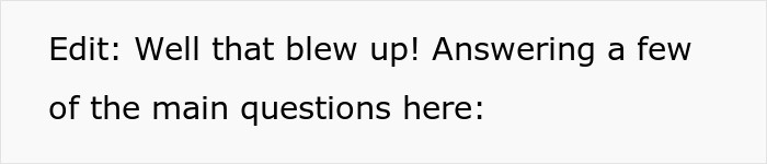 Customer Calls This Restaurant In Front Of Staff When They Said The Discount Applies Only To Phone Orders Customer Calls This Restaurant In Front Of Staff When They Said The Discount Applies Only To Phone Orders