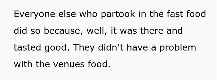Parent Took Online Wondering Whether They’re Indeed A Jerk For Letting Their 22-Year-Old Bring Fast Food To A Wedding Parent Took Online Wondering Whether They’re Indeed A Jerk For Letting Their 22-Year-Old Bring Fast Food To A Wedding